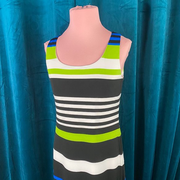 Jessica Howard U - Neckline Striped Maxi Dress - Picture 4 of 8